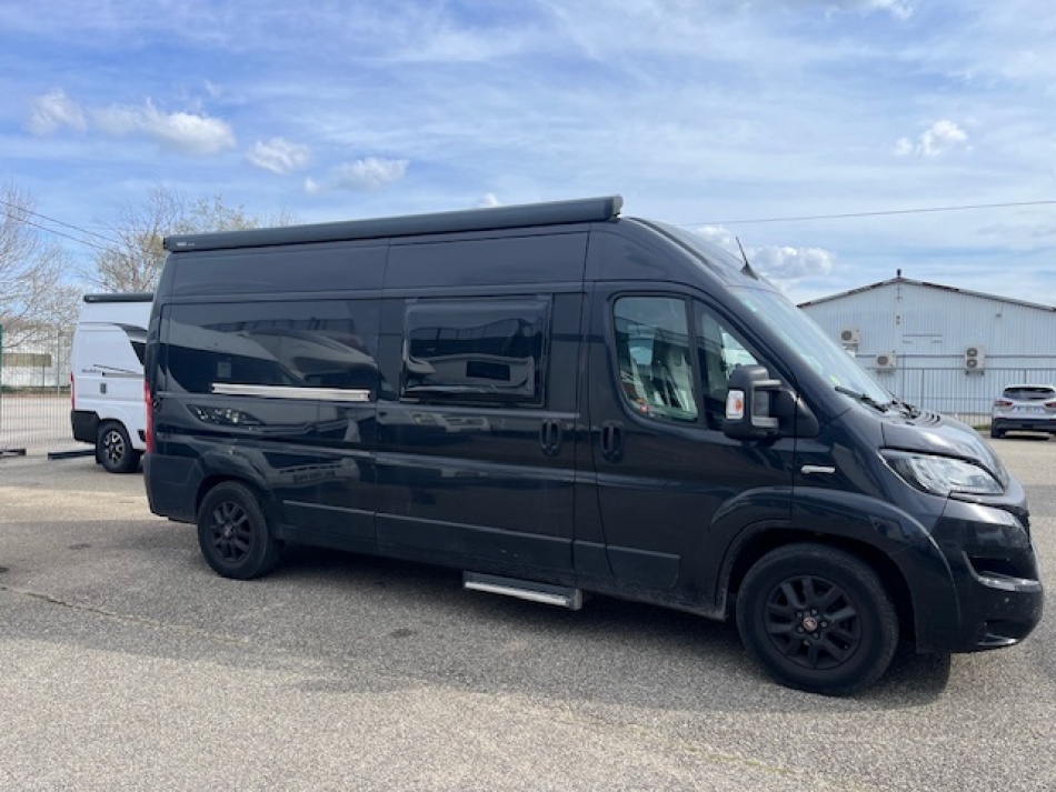 camping car SUNLIGHT Aventure 600 modèle 2022