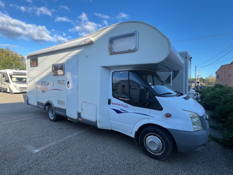 camping car CHALLENGER GENESIS 47 modèle 2007