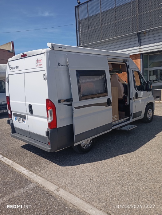 camping car DREAMER FOURGON D42 mod&egrave;le 2016