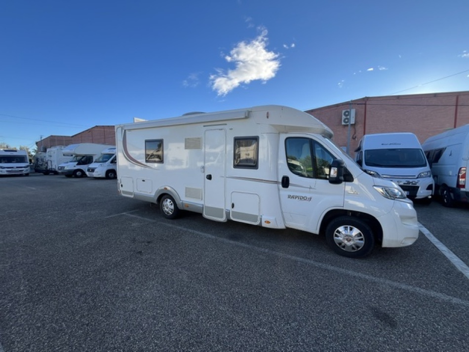 camping car RAPIDO randonneur 665 mod&egrave;le 2016